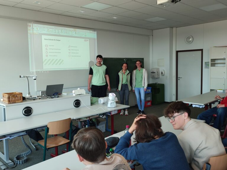 Berufsorientierung der 9. Klasse: Firma Geiger stellt nachhaltige Berufe vor