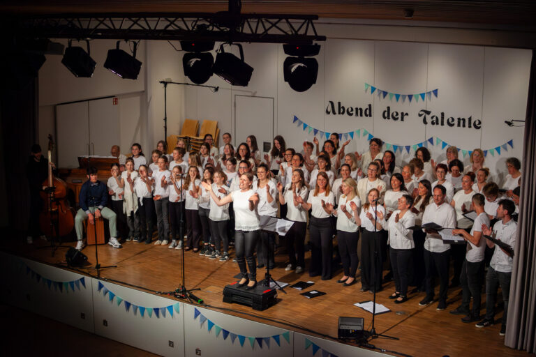 Strahlende Augen beim Abend der Talente